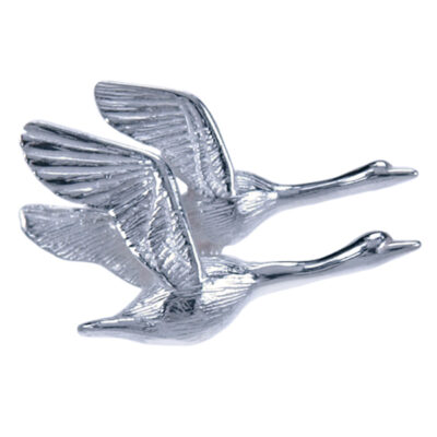 Zilveren hanger vliegende zwanen